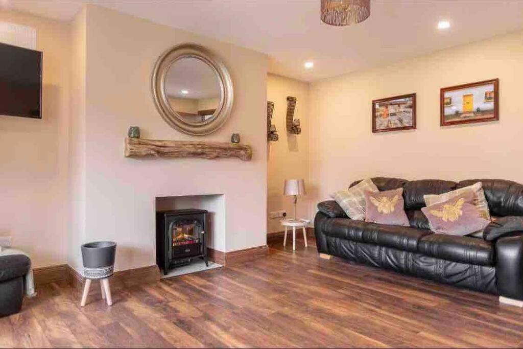 Wonderful Coastal Home In Dingle Town Εξωτερικό φωτογραφία